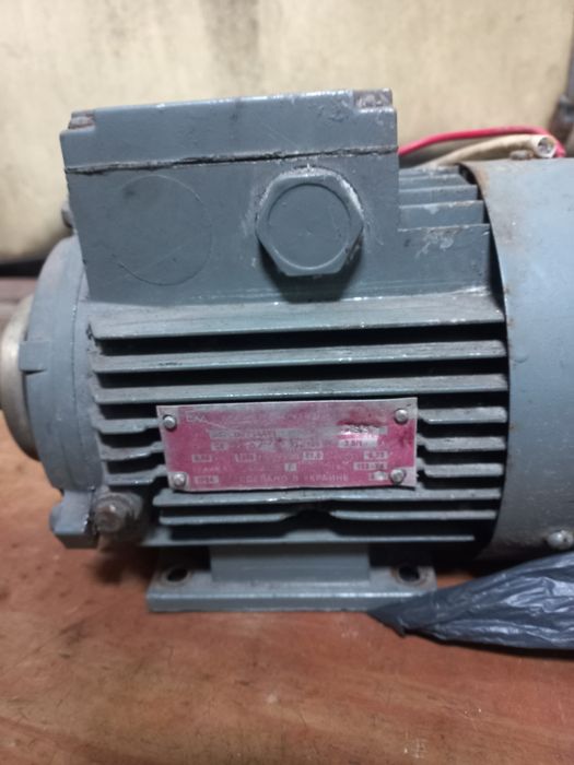 Электродвигатель