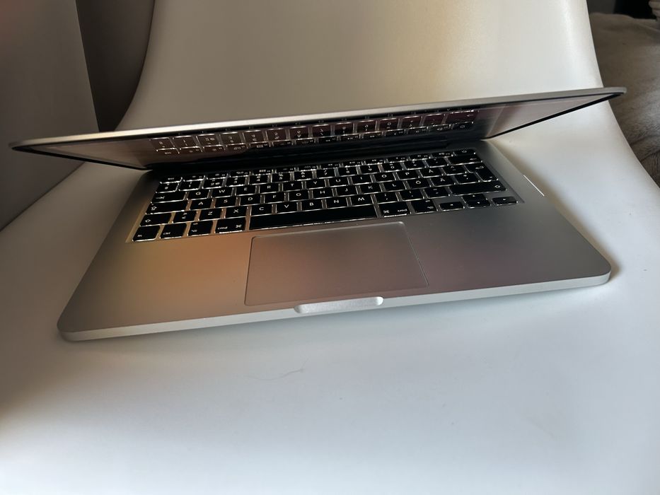 MacBook Pro 13 A1502 i5 2.8Ghz 16GB 512GB SSD