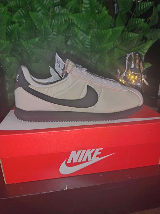 Nike Cortez Txt 43