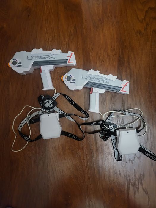 Комплект лазерных пистолетов