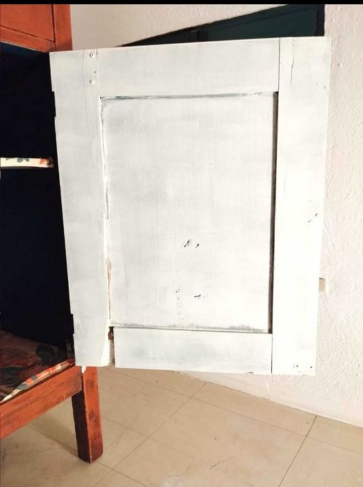 Cómoda rústica em madeira maciça