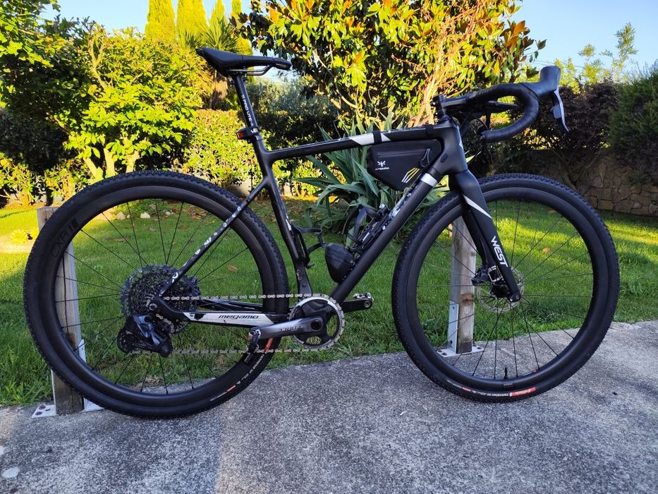 Megamo West gravel