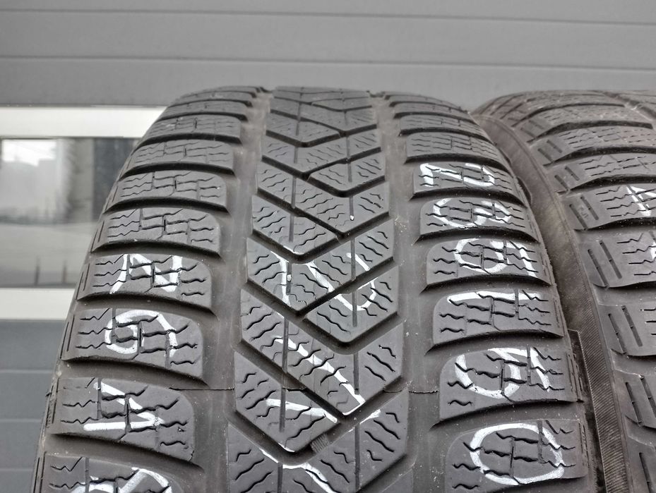 235/50 18 Pirelli Sottozero3 2119 Obrzycko Z618