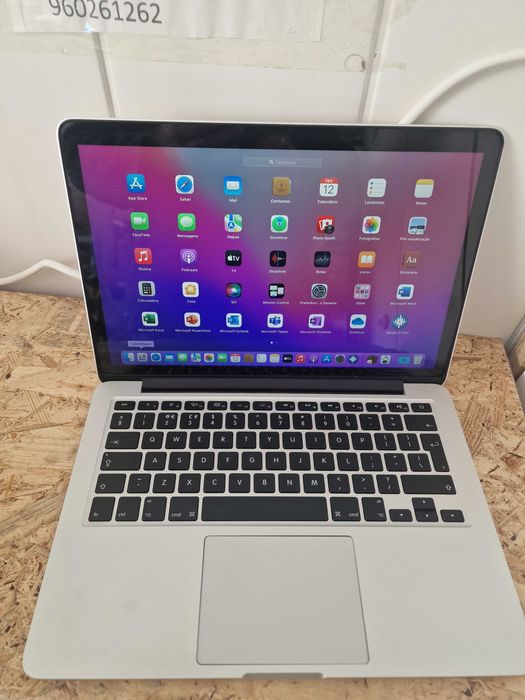 MacBook Pro 16gb 2015 ( com vários programas)
