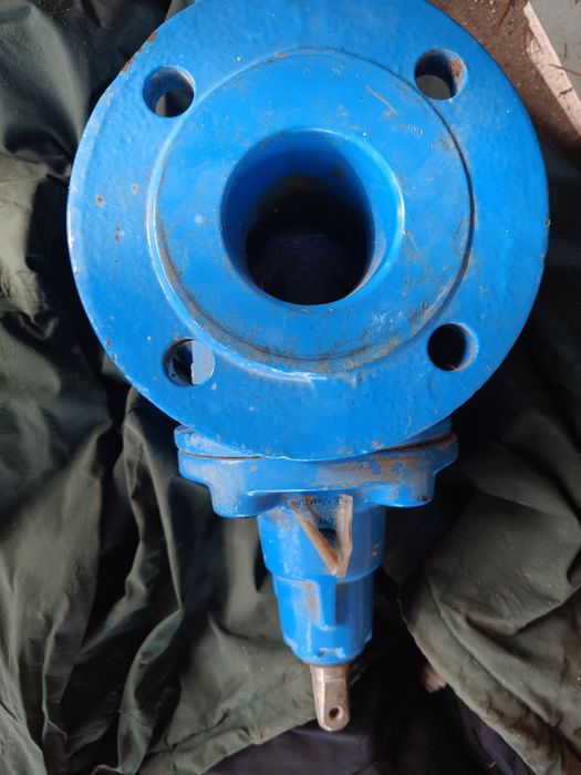 Zasuwa do wody Hawle oraz zawór antyskażeniowy Danfos Socla