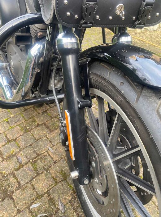 Harley-Davidson Sportster 883 - Excelente estado