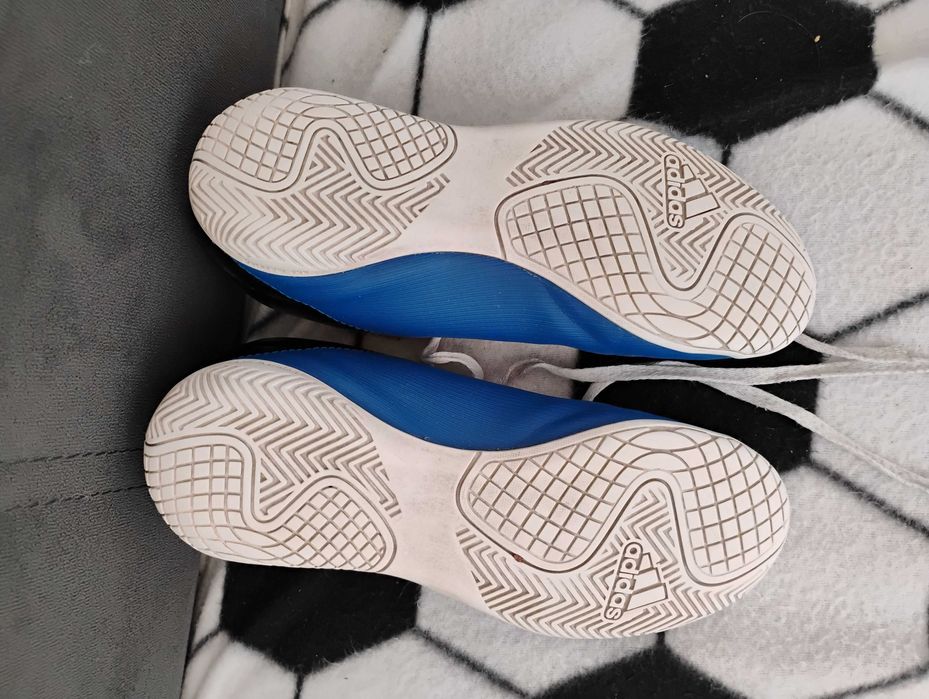 Buty halowe Adidas r.34