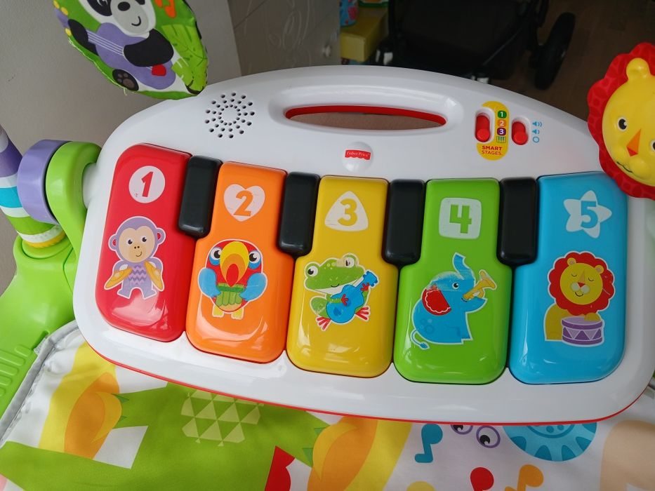 Піаніно та килимок з підвісками 2 в 1