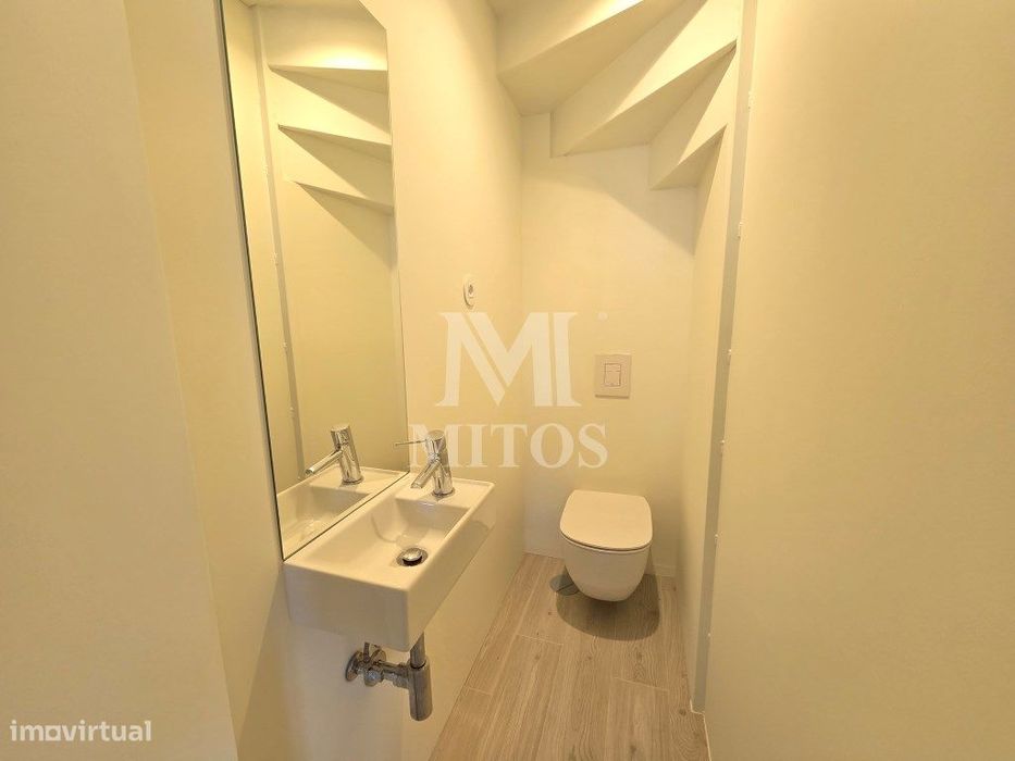 Apartamento T2 Duplex para venda no centro de Viana do Castelo