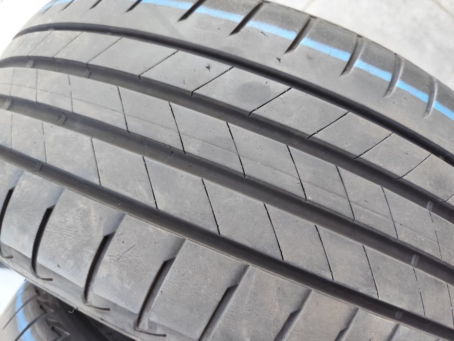 Pneus 225/45r18 Bridgestone Turanza T005 75% piso