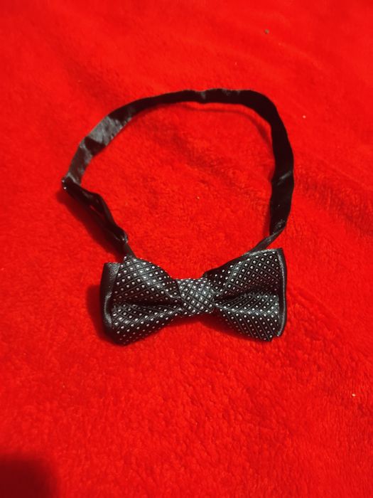 Галстук-метелик для підлітка