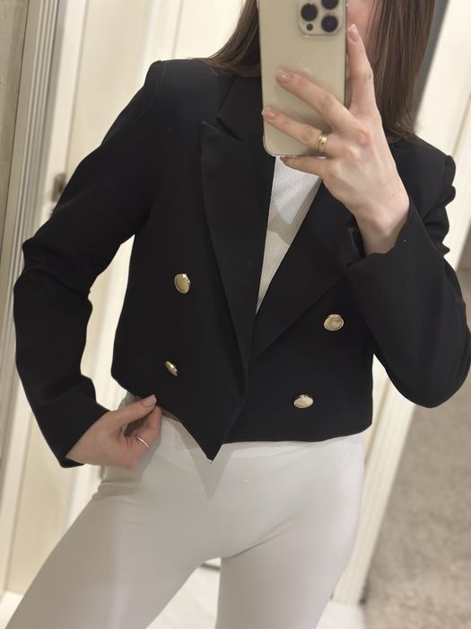 Піджаки чорні ,листай фото