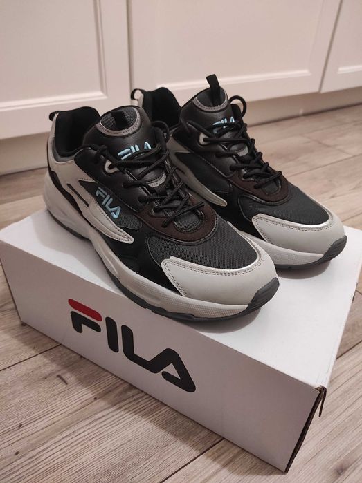 Buty sportowe sneakersy Fila Novarra 44