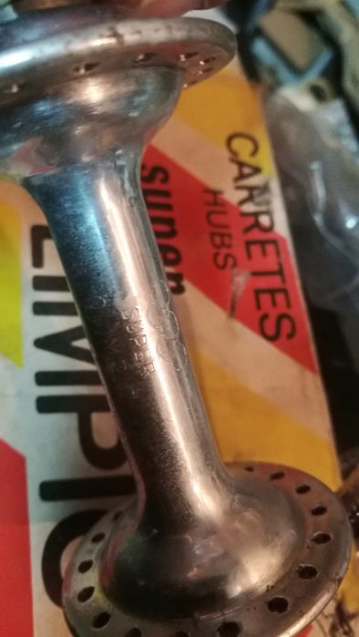 Cubo de bicicleta antiga