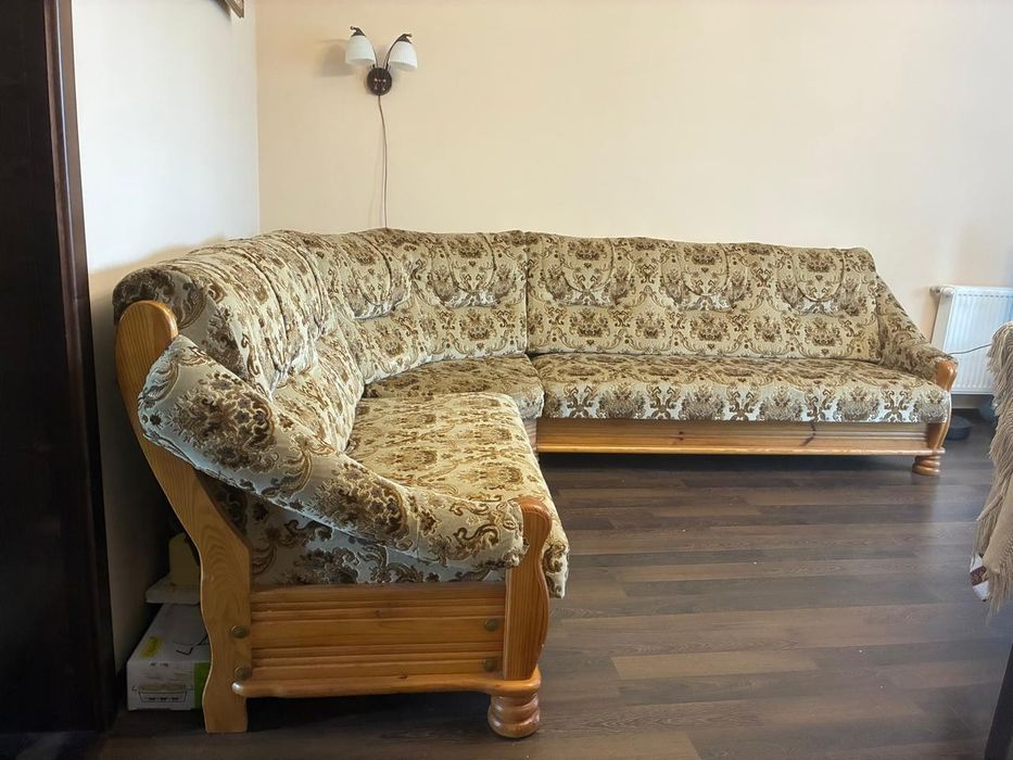 Диван кутовий для вітальні