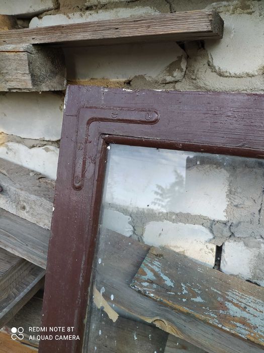 Рама оконная остекленная