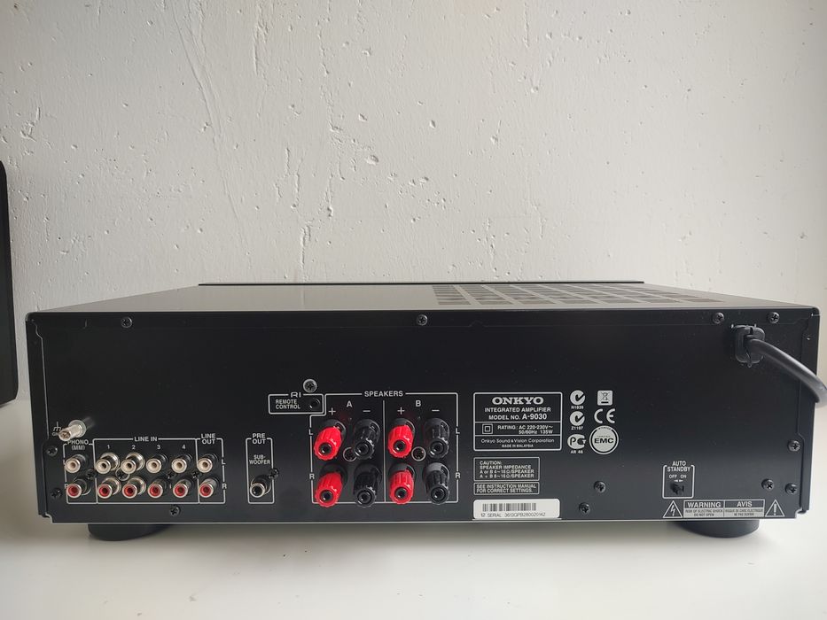 Усилитель Onkyo A-9030