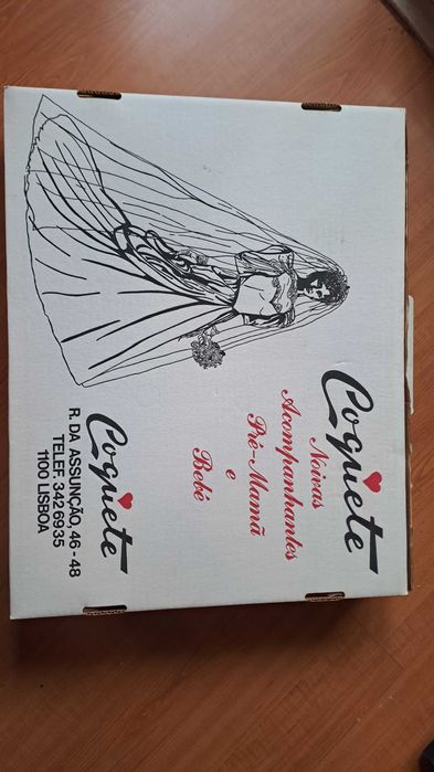 Vestido de noiva com acessórios