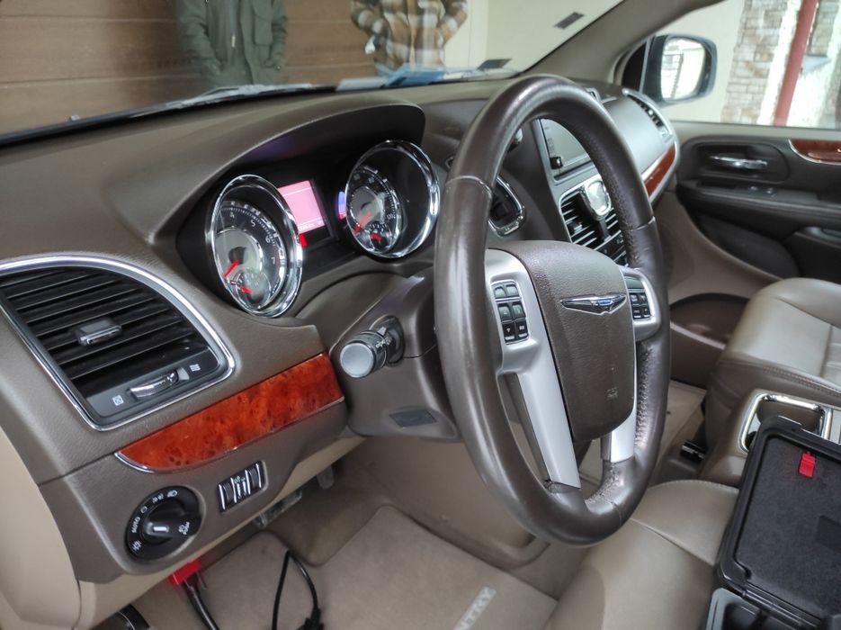 Sprawdzenie samochodu auta przed zakupem Rzeczoznawca Pomoc w zakupie