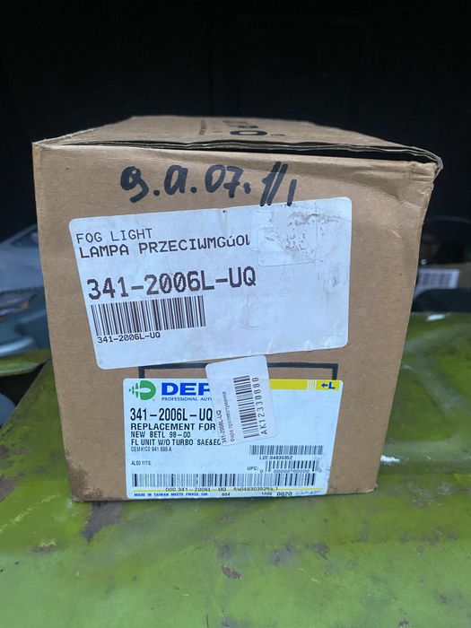 Протитуманка ліва(з водійської сторони)