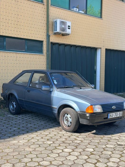 Ford Escort mk3 .