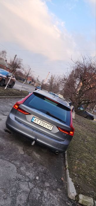 Volvo v90 2017 2.0b СРОЧНО !!!