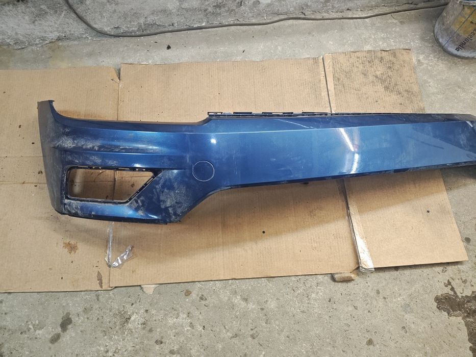 Бампер Tiguan 2 перед USA під ремонт.