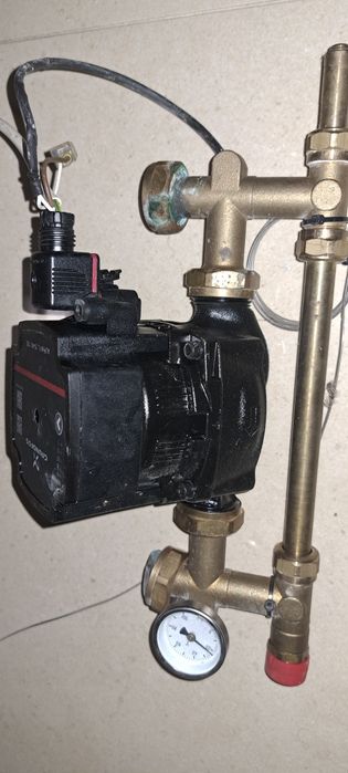 Pompa obiegowa Grundfos ALPHA1 L 15-40 130 – Stan Idealny!
