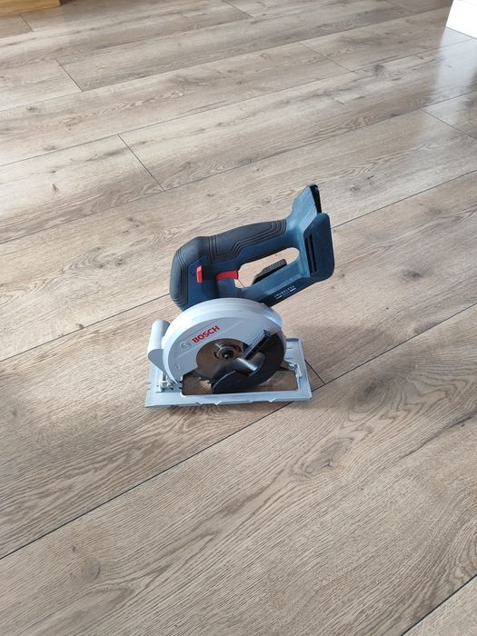 Akumulatorowa pilarka Bosch Professional 140mm, GKS 18V-51, rok 2025