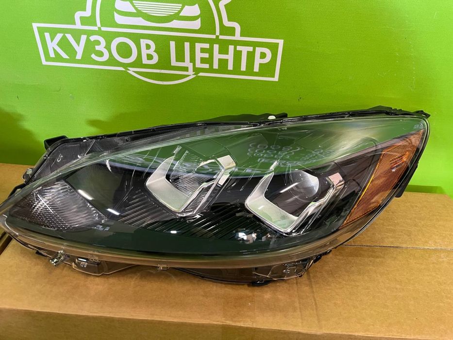 Фара левая + правая Ford Escape/Kuga mk4 2020-2024 фари фары З ДХО!