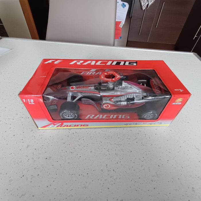 wyścigówka F1 w skali 1:18, WENYI, nowa