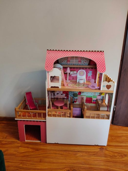 Domek dla lalek, duży z garażem
