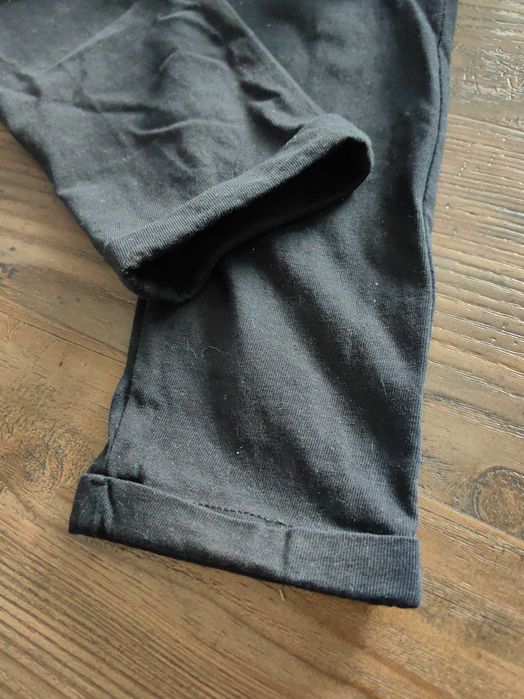 Spodnie dresowe H&M w rozmiarze 122