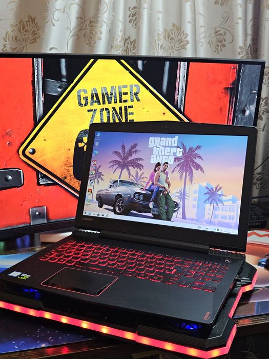 Ігровий ноутбук Lenovo Legion Y520 / GTX 1050 4GB  /  i5 + SSD