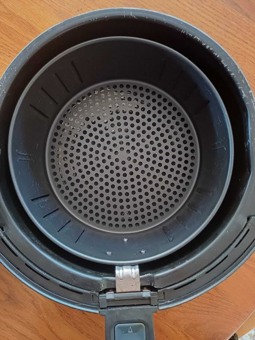 AirFryer - niezawodny i prosty w obsłudze, nowy kosz