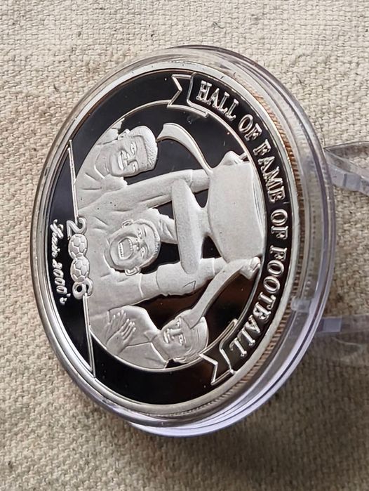 Уганда 2000 шиллінгів 2006 р. " Зал футбольної слави".