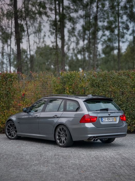 BMW 320d LCI *Impecável*