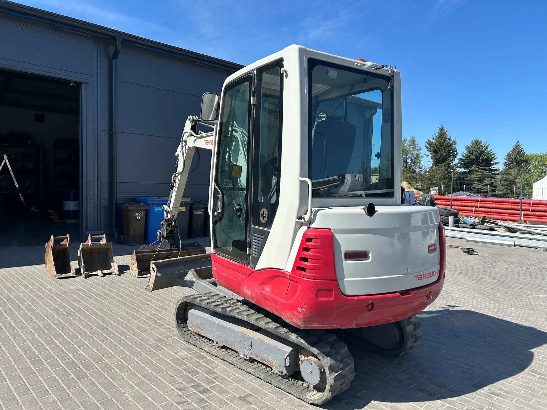 takeuchi 228 w Twojej okolicy? Sprawdź kategorię Motoryzacja