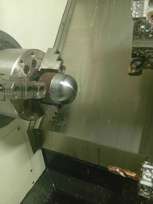 Токарні роботи з чпк