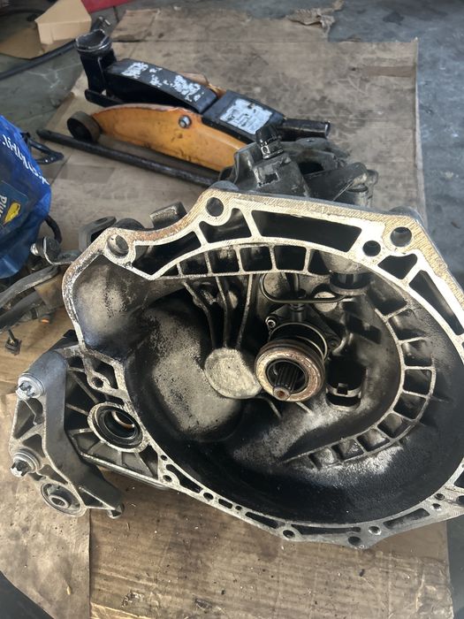 Caixa de velocidades para opel corsa/astra