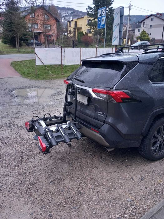 Platforma rowerowa na 3 rowery Thule VeloCompact 926 - godna polecenia, lekki, kompaktowy bagażnik. Możliwość dostawki na 4 rower