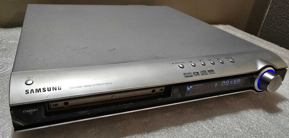 Samsung DVD Home Cinema System HT-DB120