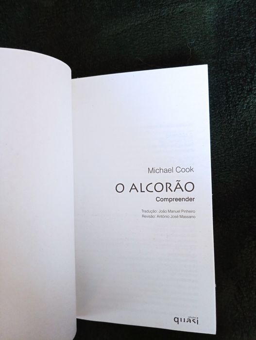 O Alcorão - Compreender	Michael Cook - Abril de 2006	Como novo!*