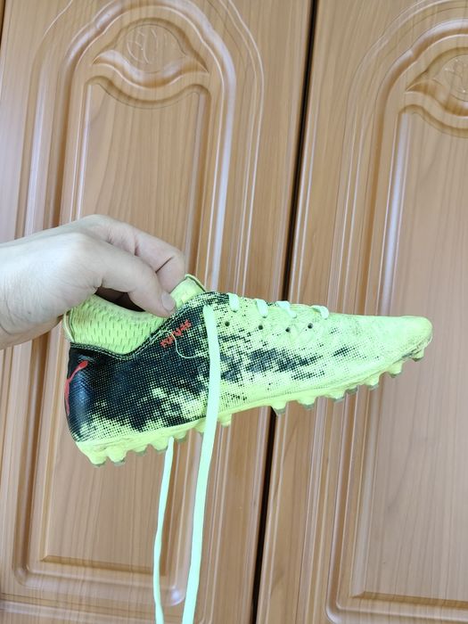 Детские бутсы Puma Future 35 размер устилка  23см