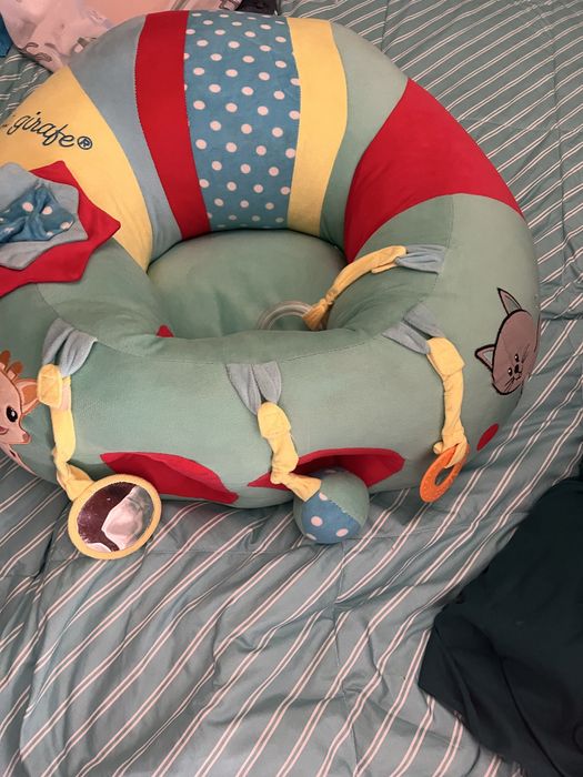 Sofa actividade sophie la girafe