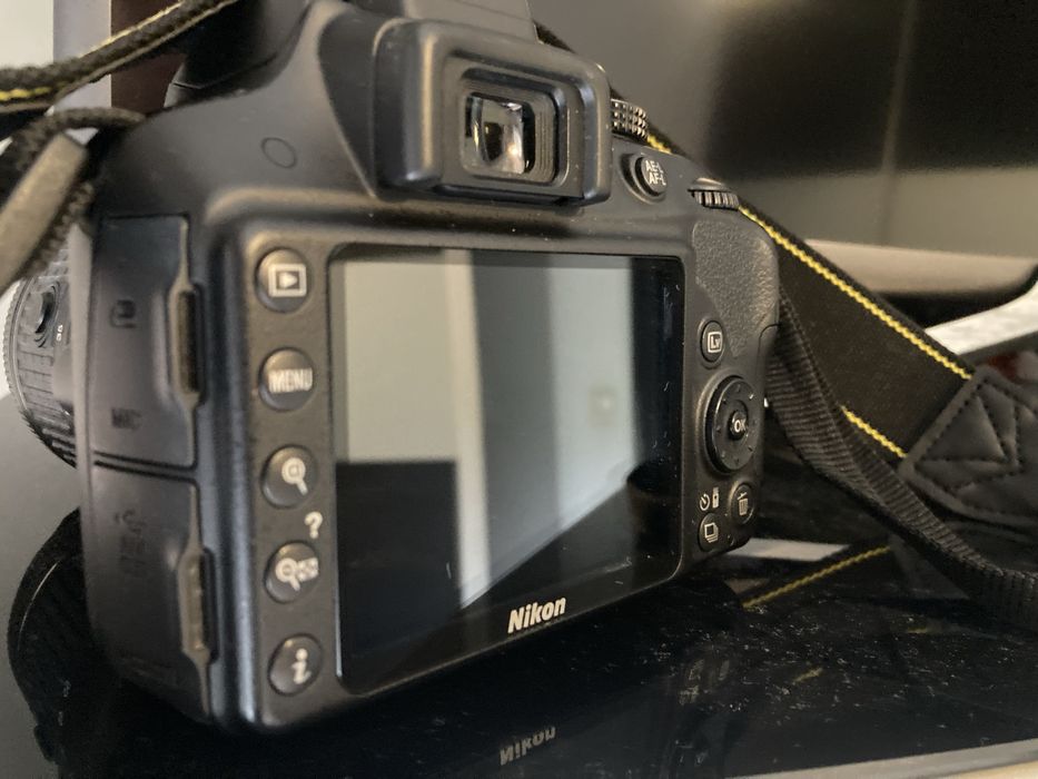 Nikon Camera64584212612481123
