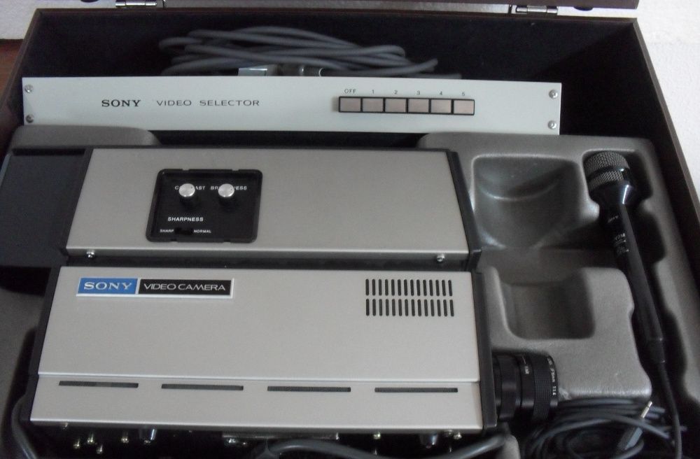 Camera Filmar Sony AVC 3250CE (artigo Vintage)