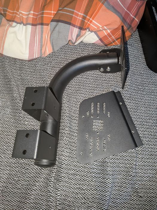 Ramię do simracingu