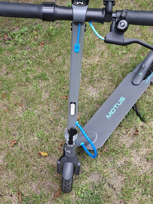 Hulajnoga elektryczna Motus scooty 8.5 lite - gwarancja