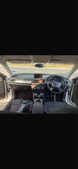 Продам Audi Q3.